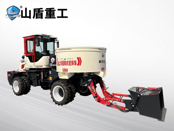 3200型8輪自上料平口攪拌車(chē)